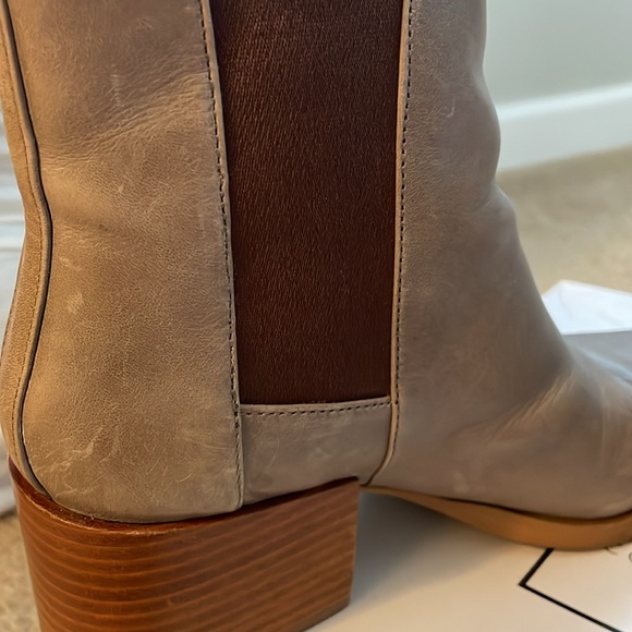 Seychelles Tan and Brown Ankle Boots - Picture 6 of 8